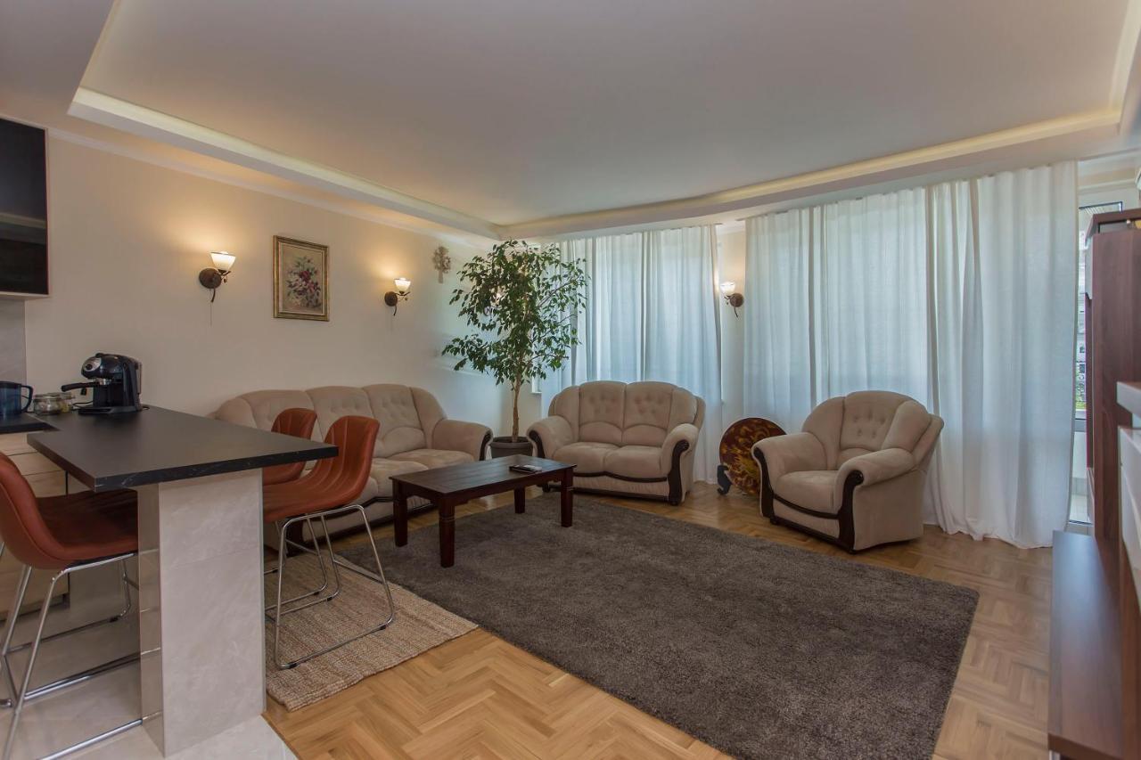 Apartment " Daria Vas" โซเฟีย ภายนอก รูปภาพ